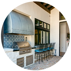 Outdoor kitchen area